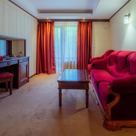 Hotel Perla Slanic Moldova Exterior photo