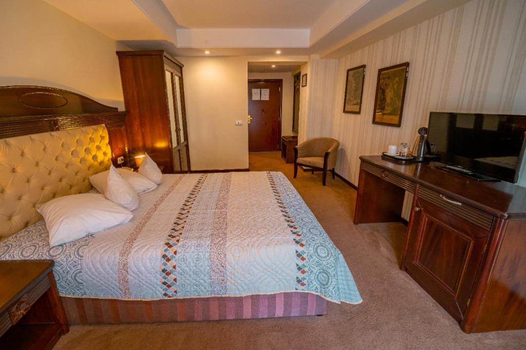 Hotel Perla Slanic Moldova Exterior photo