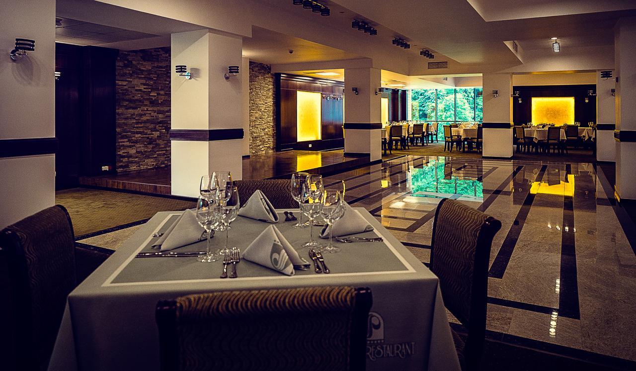 Hotel Perla Slanic Moldova Exterior photo