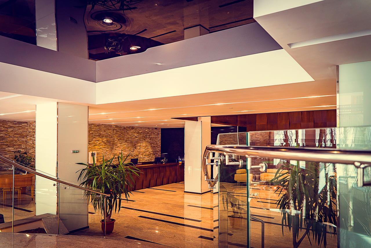 Hotel Perla Slanic Moldova Exterior photo