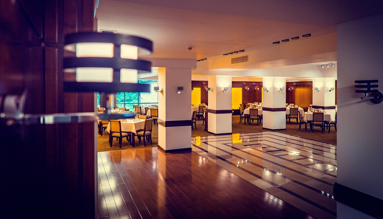 Hotel Perla Slanic Moldova Exterior photo