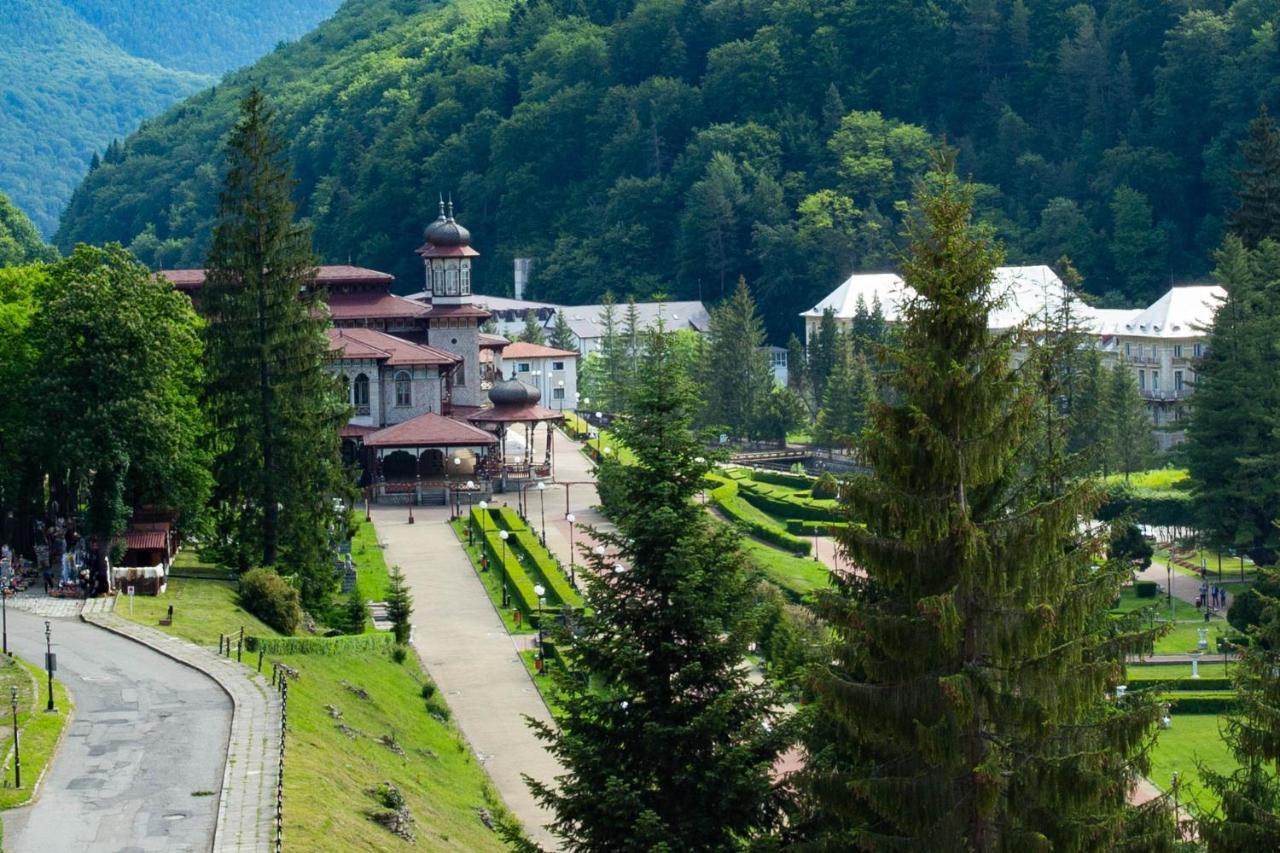Hotel Perla Slanic Moldova Exterior photo